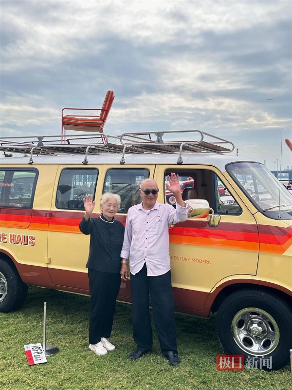 申宝配资 90岁老人自驾23年游遍全国，86岁老伴一路相伴：他16岁抗美援朝就会开车修车送弹药粮草，我很放心